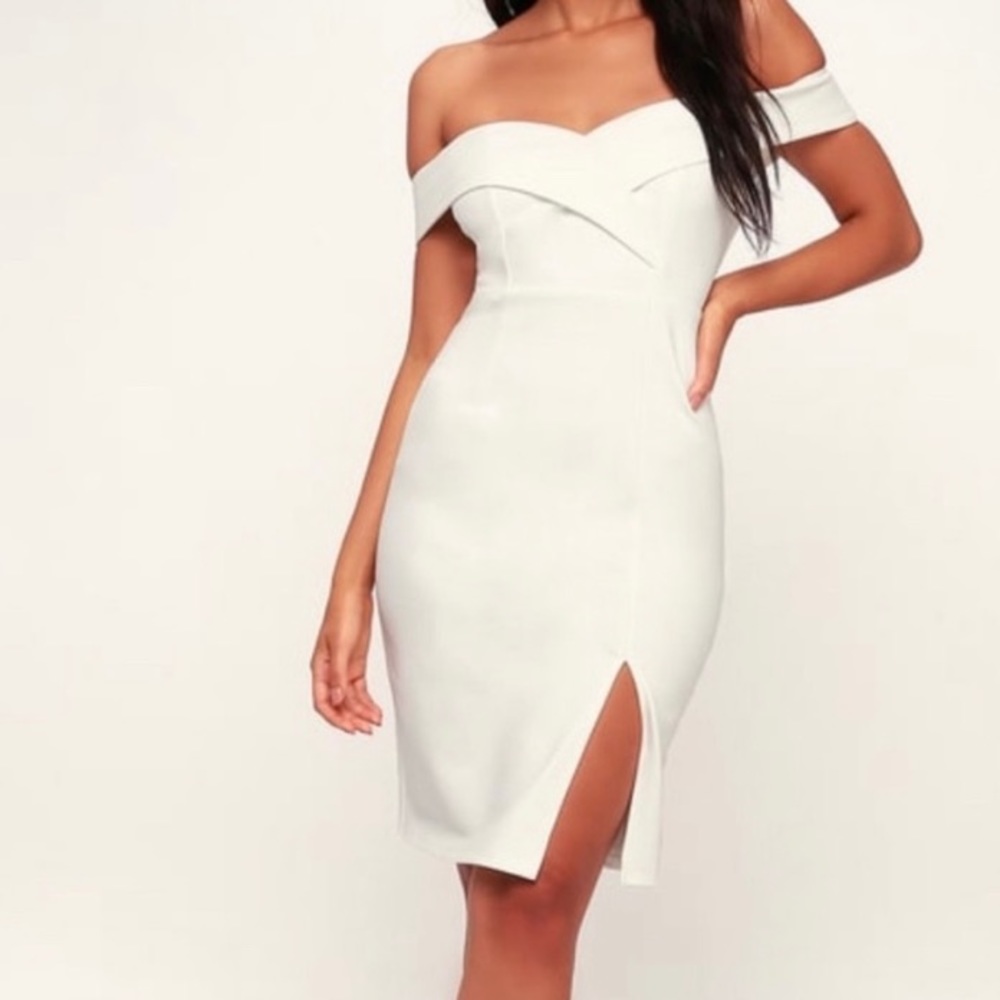 Classic Glam White Off-the-Shoulder Bodycon Dress